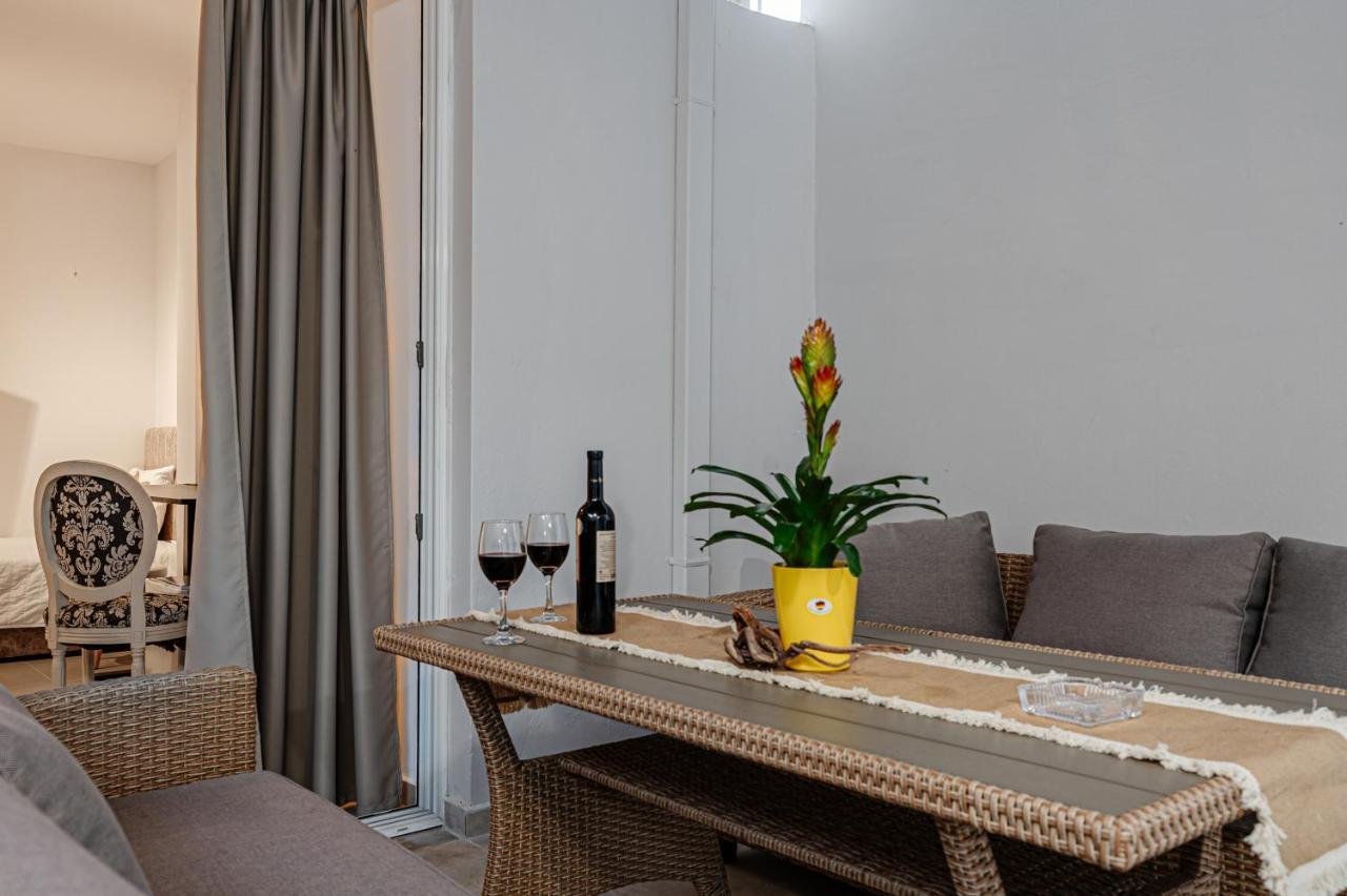 Amina Apartments ザキントス エクステリア 写真